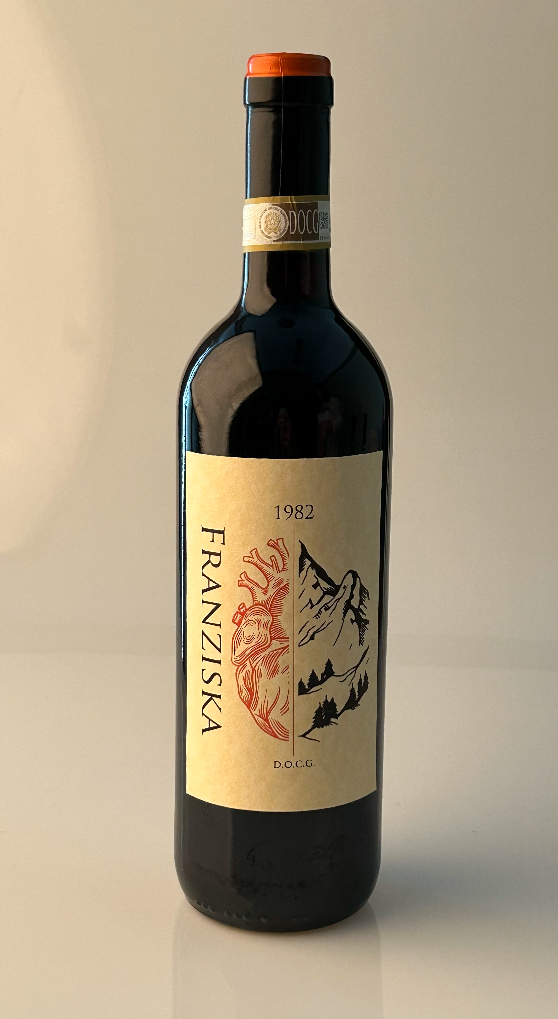 Etichetta bottiglia di vino